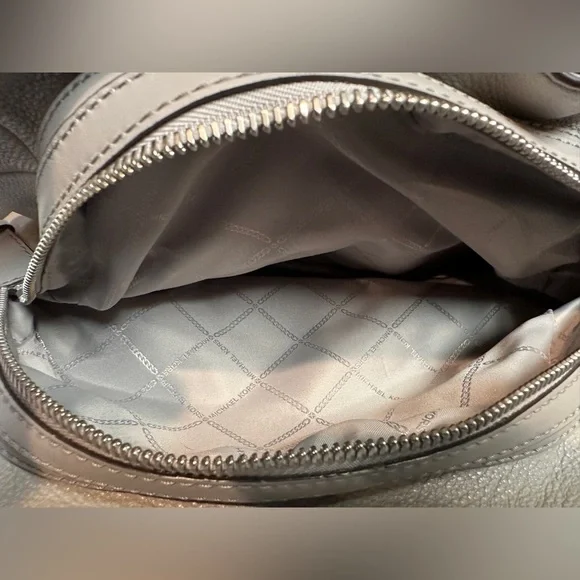 Michael Kors Large Pearl Gray Leather Double Chain Handle Shoulder Bag - Picture 16 of 16